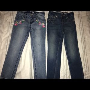 Girls jeans size 5 by Cat and Jack